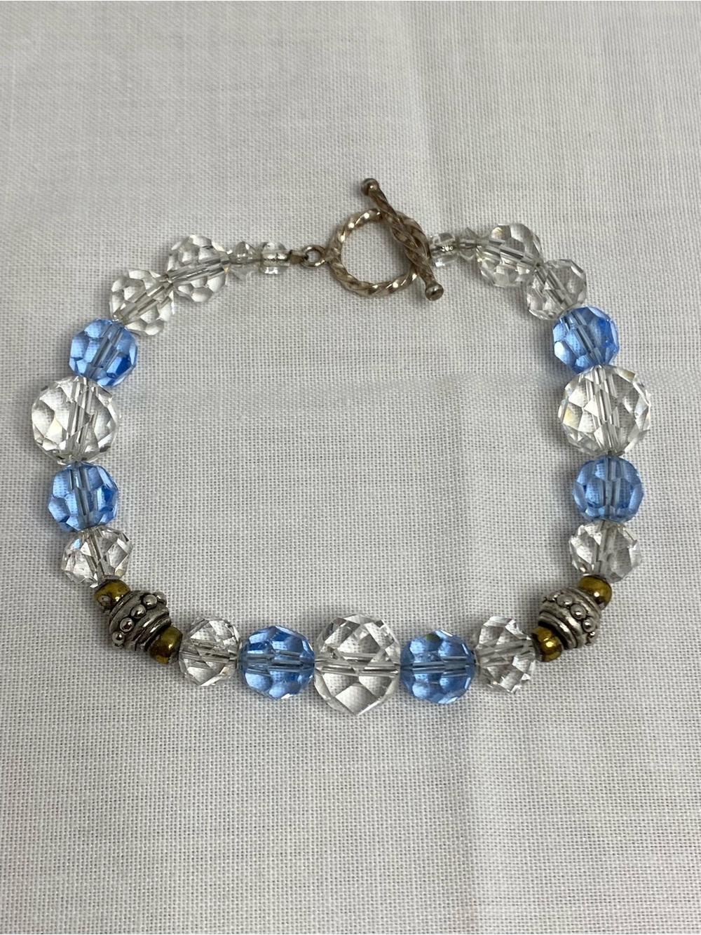 Blue Clear Faceted Crystal Glass Bead Bracelet Silver Tone Toggle 7.25”